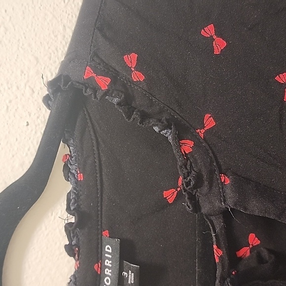 Torrid Twill Tie Neck Peasant Top sz 3 (22-24) - Picture 16 of 16